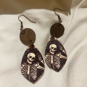 Skeleton Dangle Earrings Wooden Halloween 🎃